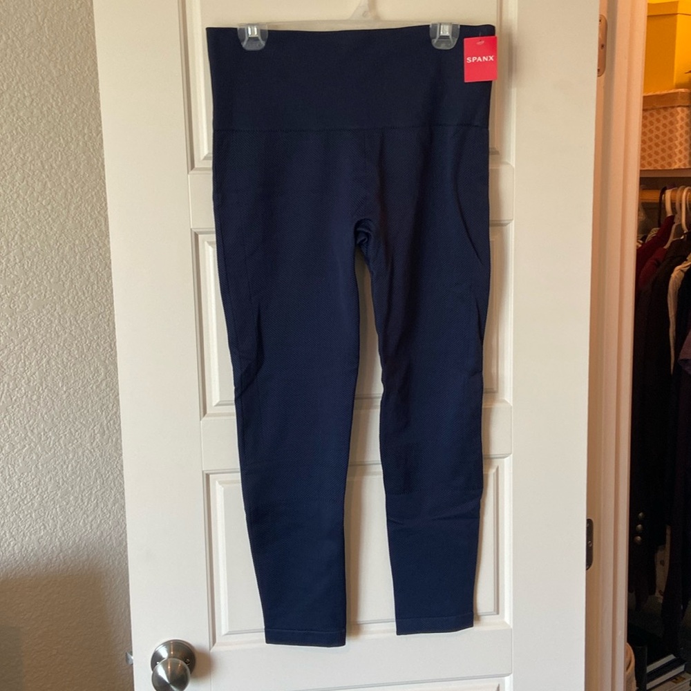 SPANX- navy ribbed seamless leggings